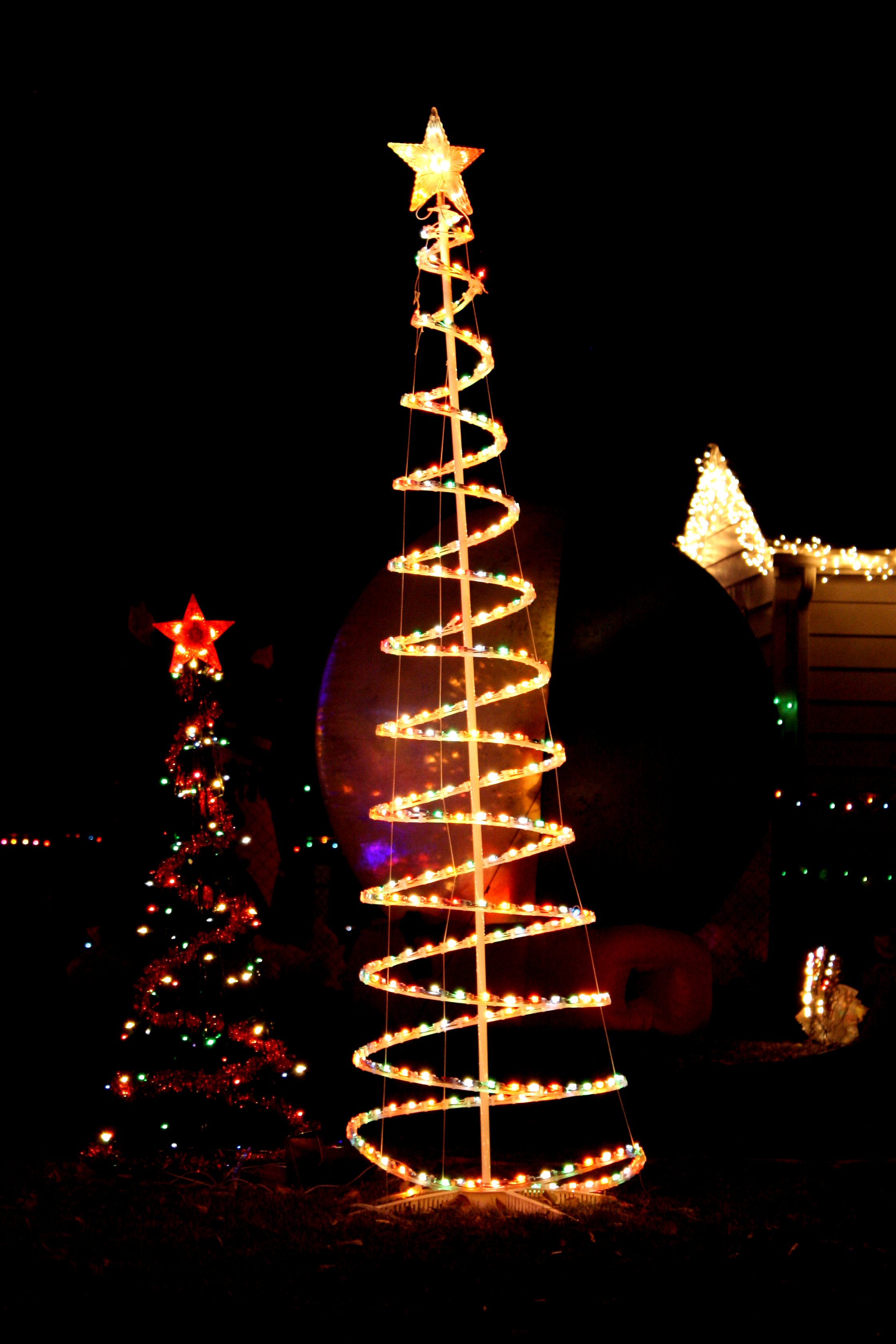 christmas tree lights not working half